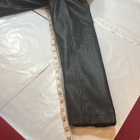 BLACK MOTO biker JACKET women’s XL fluted ribbed textured faux leather lined zip - Picture 14 of 16